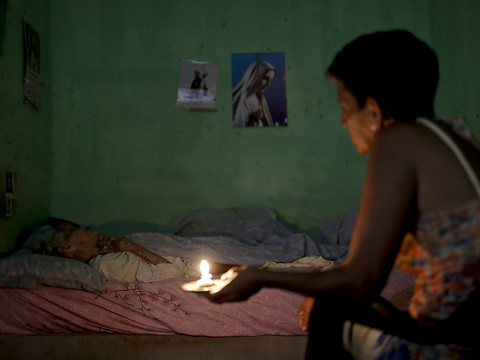 Venezuela: les fonctionnaires travaillent moins faute d'électricité