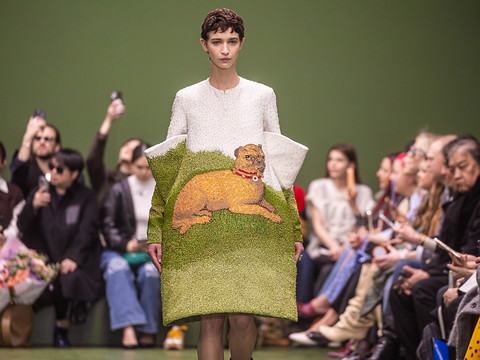 Loewe (LVMH): le duo McCollough-Hernandez remplace Anderson