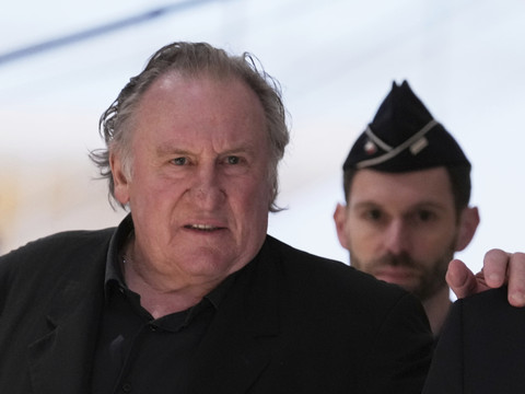 Ouverture du procès de Gérard Depardieu pour agressions sexuelles