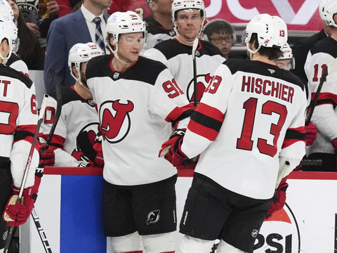 Les Devils renouent avec la victoire