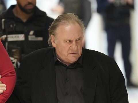Dix-huit mois de prison avec sursis requis contre Depardieu