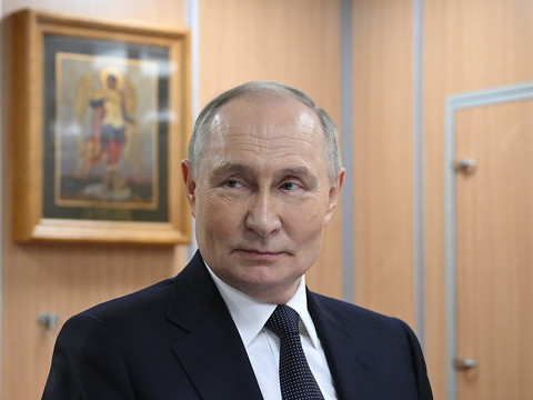 Zelensky accuse Poutine de faire traîner la guerre