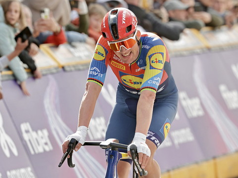 Le hat trick pour Mads Pedersen sur Gand-Wevelgem