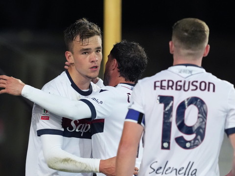 Bologne prend une belle option sur la finale
