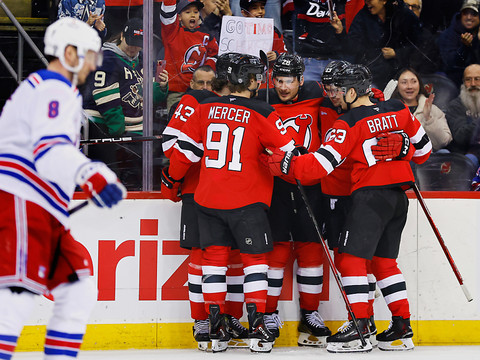 Hischier et Meier brillent face aux Rangers