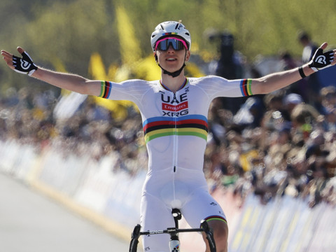 Tour des Flandres: Pogacar s'impose en solitaire et en patron