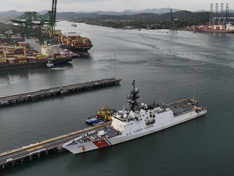 Canal de Panama: contrat pas respecté par Hutchison, selon un audit