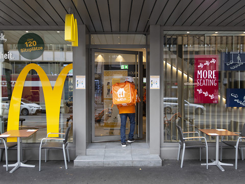 McDonald's Suisse met les bouchées doubles jusqu'en 2026
