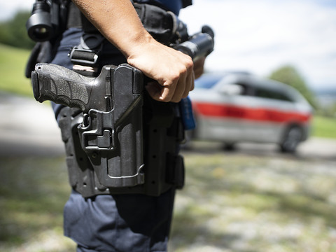 Femme violemment agressée sur un chemin de campagne à Bülach (ZH)