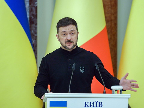 Zelensky: Moscou recrute des Chinois pour combattre en Ukraine