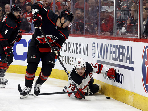 Une entame ratée pour les Devils