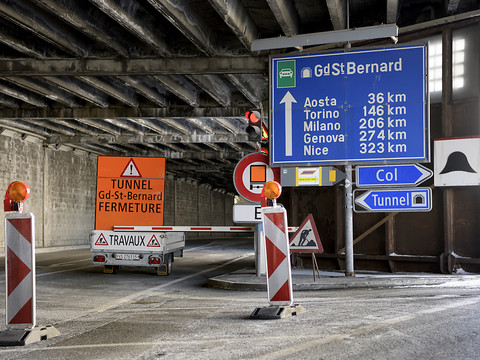 Le tunnel du Grand-Saint-Bernard reste fermé jusqu'à nouvel avis