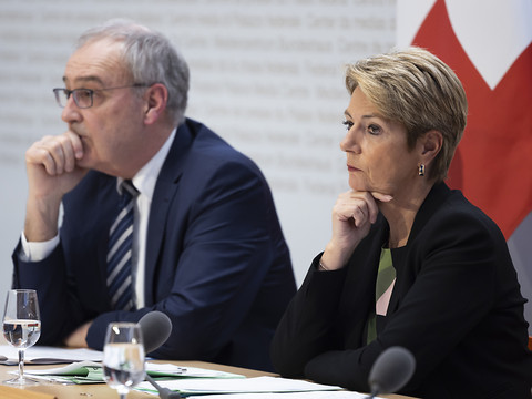 Karin Keller-Sutter et Guy Parmelin sont à Washington