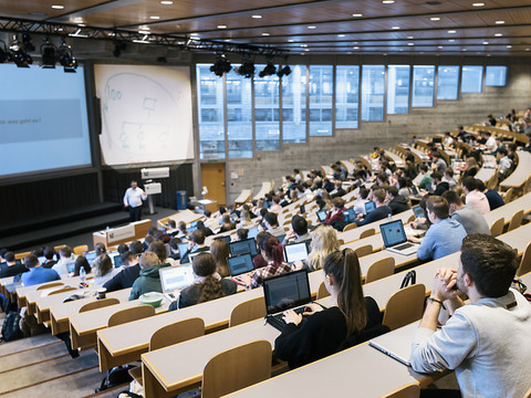 Participation à Erasmus+: la facture va tripler pour la Suisse