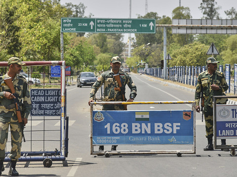Le ton monte entre Inde et Pakistan après l'attentat au Cachemire