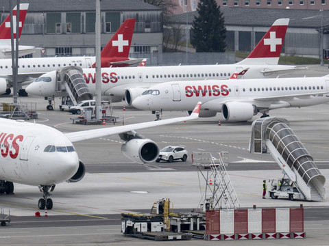Swiss pénalisée par des effets de calendrier et les coûts