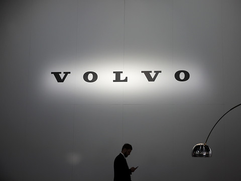 Volvo Cars lance un plan d'économies après une chute du bénéfice