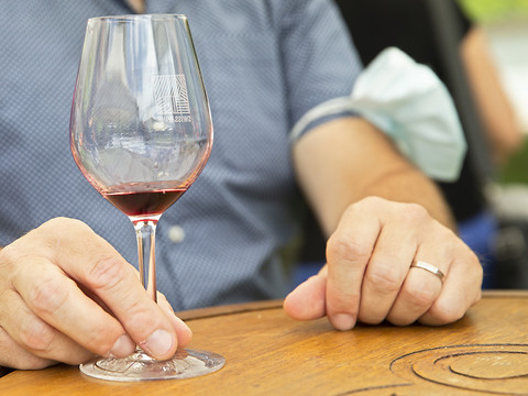 Les Suisses boivent moins de vin, et moins de vins locaux aussi