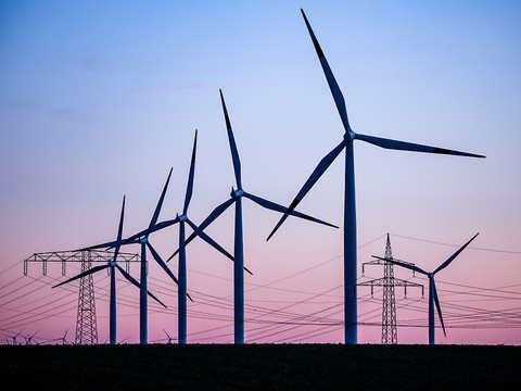 Swissgrid investira près de 5,5 milliards dans le réseau d'ici 2040