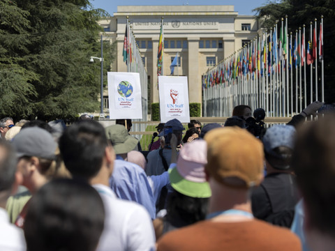 Manifestation du personnel onusien: près de 500 personnes à Genève