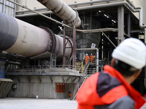 Le protectionnisme a miné l'industrie en avril, selon l'indice PMI