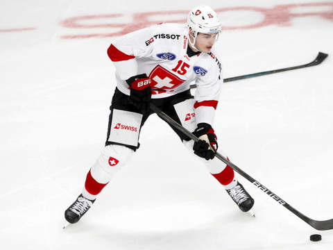 La Suisse écrase la Finlande 8-2 à Brno