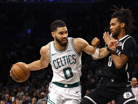Boston et Oklahoma City battus à domicile