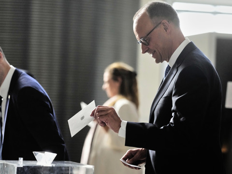 Friedrich Merz élu chancelier au deuxième tour par les députés