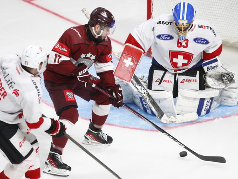 Leonardo Genoni ne regarde pas beaucoup de hockey