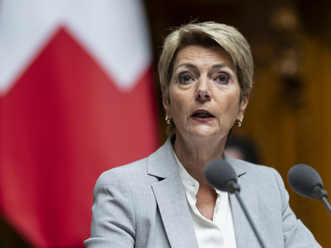 Le projet d'imposition individuelle avance au Parlement