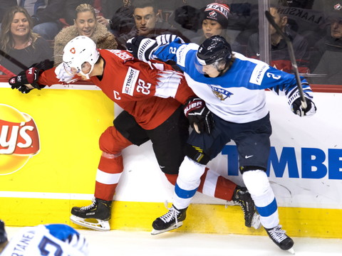 Bienne engage Oskari Laaksonen