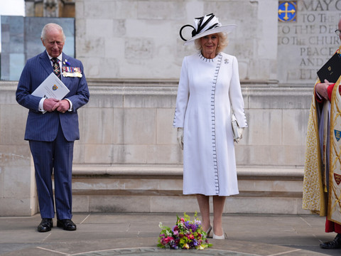 Commémorations du 8-Mai: Charles III mène l'hommage du Royaume-Uni