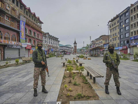 L'Inde rapporte de nouvelles attaques pakistanaises sur son sol
