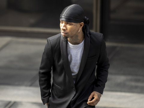 Le rappeur canadien Tory Lanez agressé en prison et hospitalisé