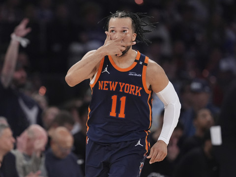 Les Knicks dominent Boston et mènent 3-1
