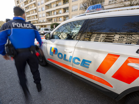 Genève: la police abat un homme muni d'un couteau aux Pâquis