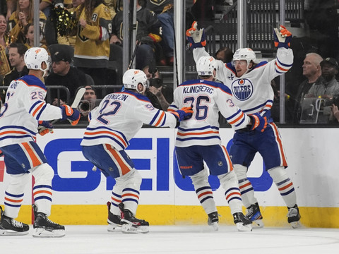 Edmonton sort Vegas en cinq matches