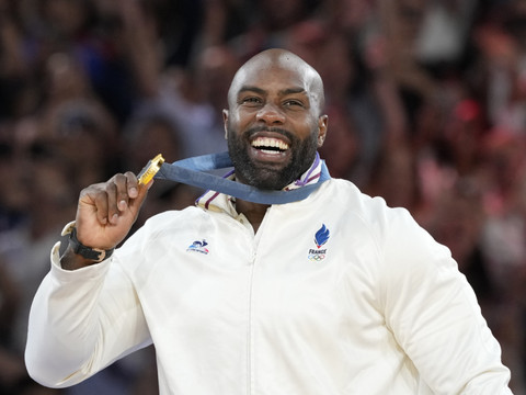 Teddy Riner renonce aux Mondiaux 2025