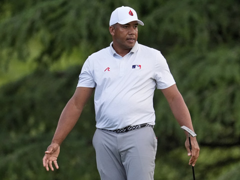 Johnattan Vegas en tête du PGA Championship, les favoris à la peine