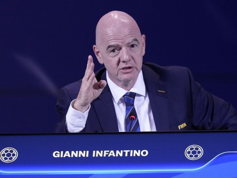 L'UEFA critique Infantino, en retard au Congrès de la FIFA
