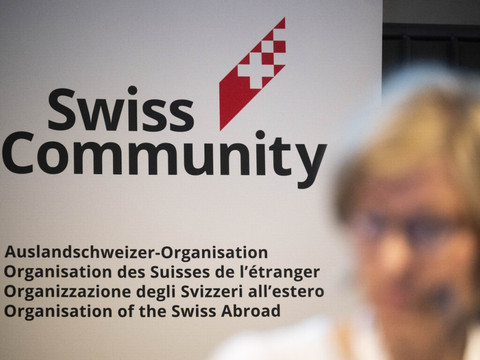 Une partie des Suisses de l'étranger ont élu leur Conseil en ligne