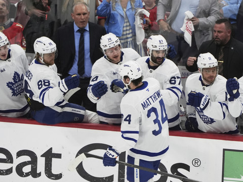 Toronto s'impose 2-0 et revient à 3-3 face aux Panthers