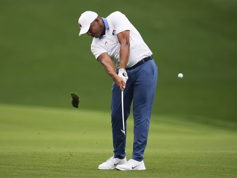 Vegas garde les commandes du PGA Championship