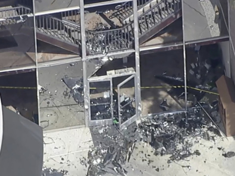 Une bombe explose devant une clinique en Californie: un mort