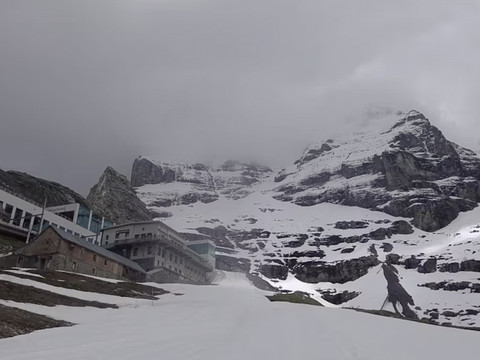 Avalanche sur l'Eiger: les blessés sont hors de danger