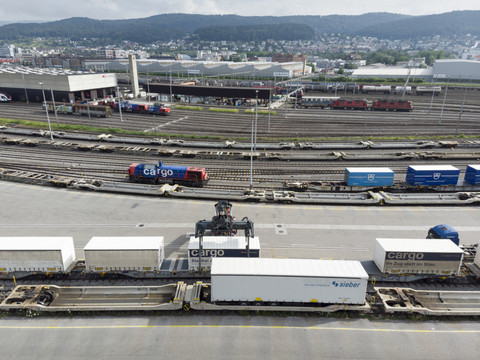 CFF Cargo biffe 65 postes au Tessin et en Suisse alémanique