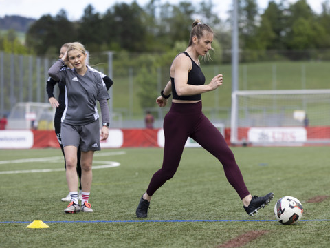 La coupe de la Ligue des Champions féminine volée... et récupérée