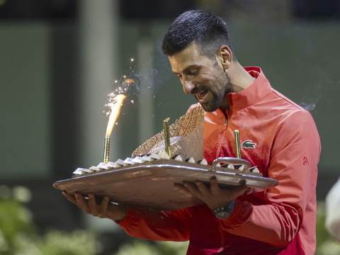 Djokovic pour un 100e titre historique