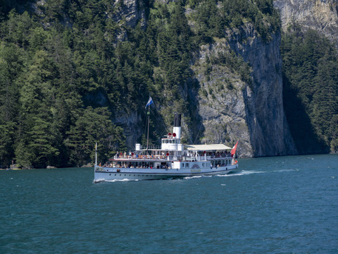 Expo sur un bateau sur les voyages de Goethe en Suisse centrale