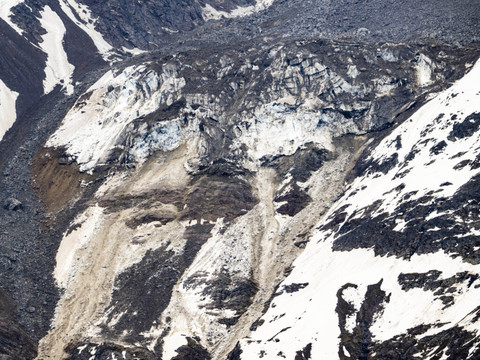 Blatten (VS): une partie du glacier a cédé